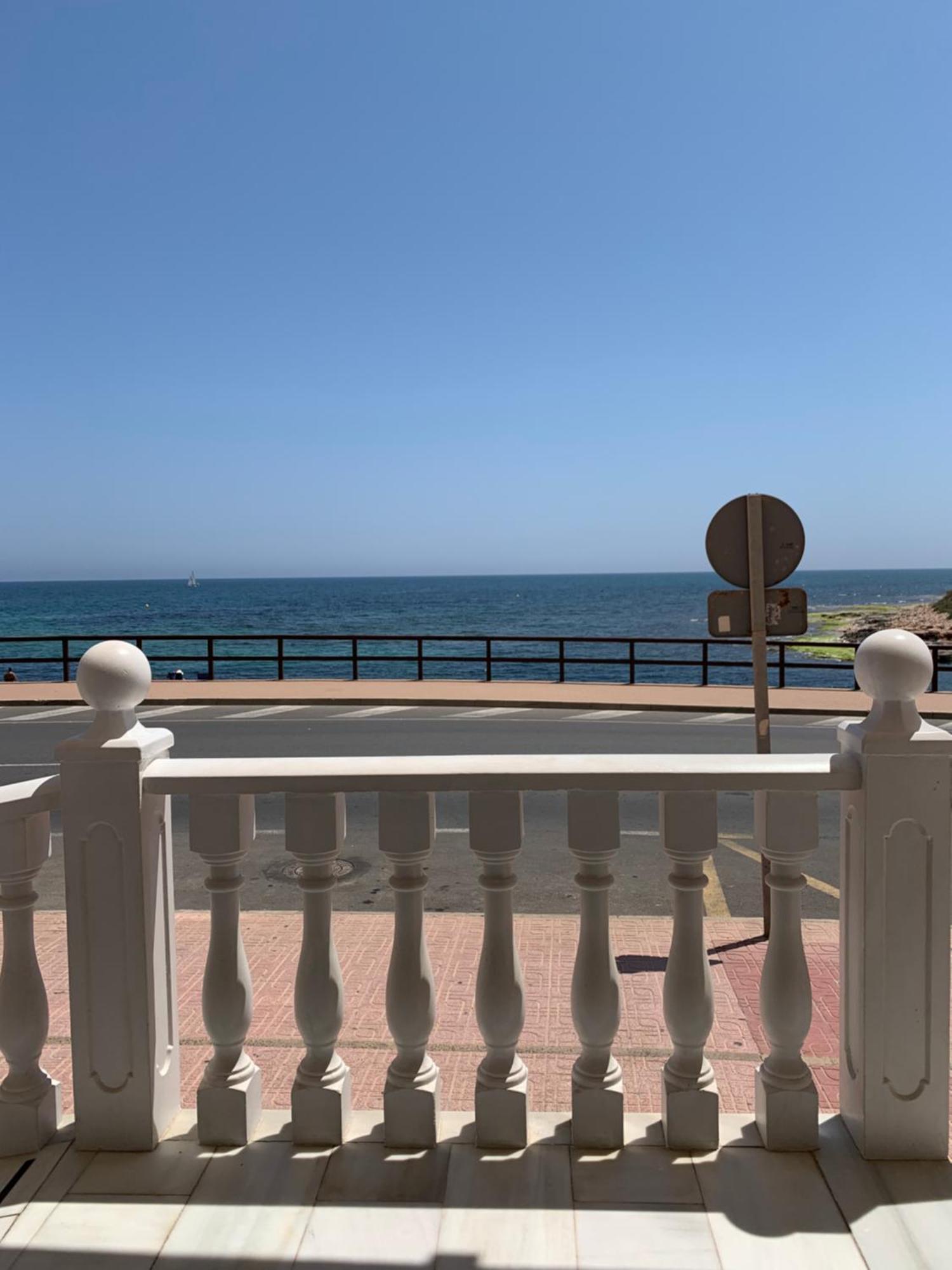 Sea View Apartment Torrevieja Ngoại thất bức ảnh